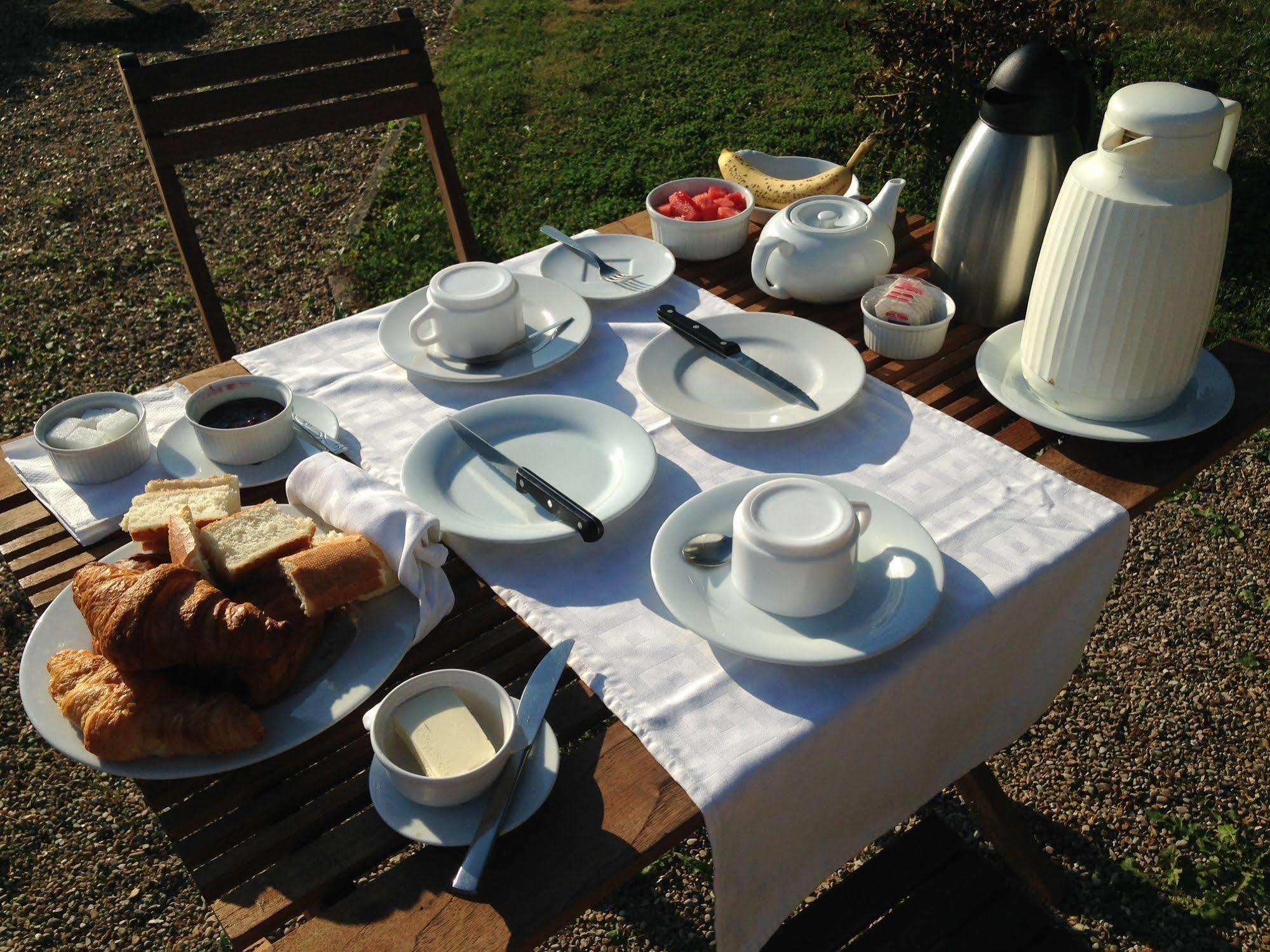 Bed and Breakfast La Gueulardiere Вернон Экстерьер фото